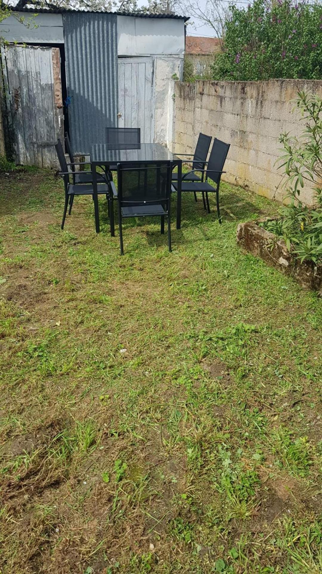 Maison Avec Jardin Issoudun Eksteriør bilde